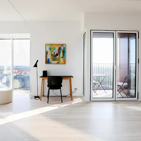 Lejlighed Modern Minimalist With Panoramic Views