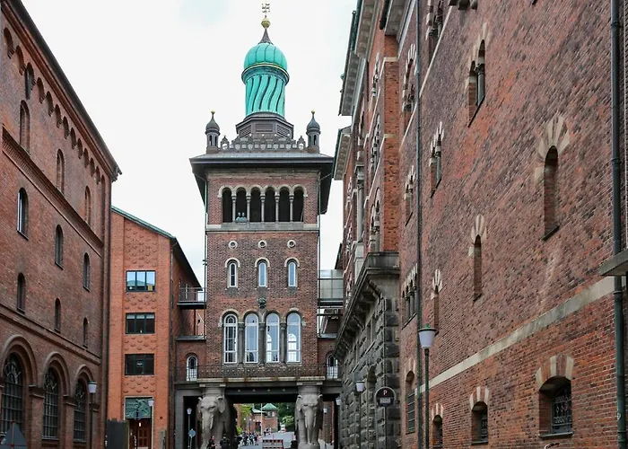 Lejlighed Modern Minimalist With Panoramic Views *