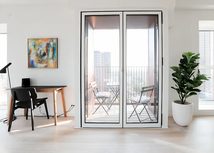 Lejlighed Modern Minimalist With Panoramic Views *