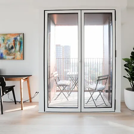 公寓 Modern Minimalist With Panoramic Views *